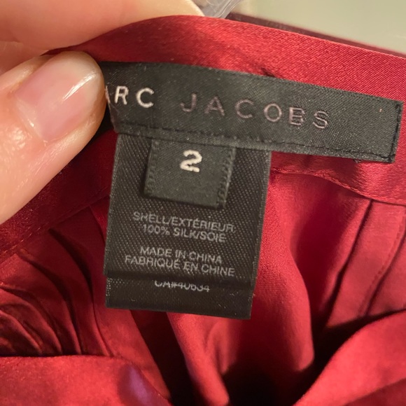 Marc Jacob’s 100% Silk  Skirt - Picture 4 of 5